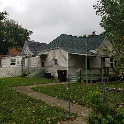 229 Rosedale Ct photo 1
