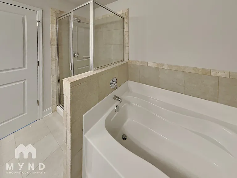 10170 Benton Woods Dr — Photo 13