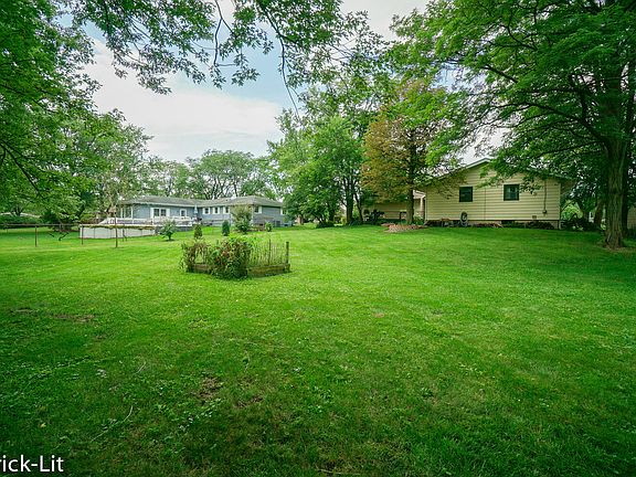3rd image of 20021 Edge Wood Ct