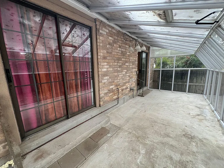 8423 Timber Ml — Photo 12