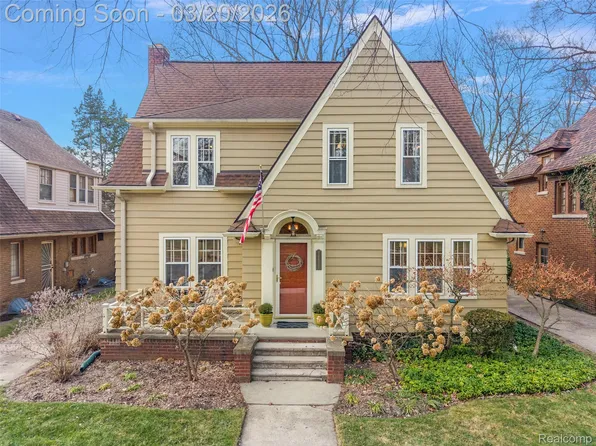 16811 Plainview Ave, Detroit, MI 48219