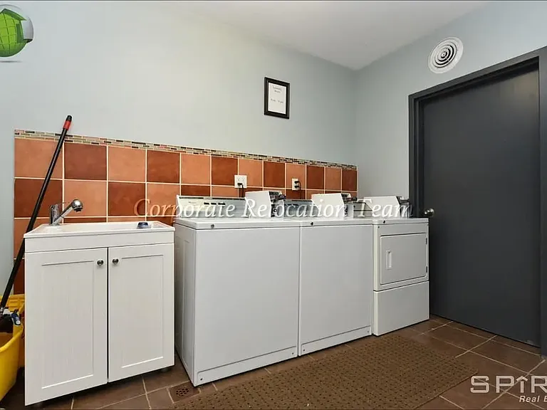 30-37 38th St #4 — Photo 18