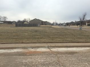 524 Ridgecrest St, Woodward, OK 73801