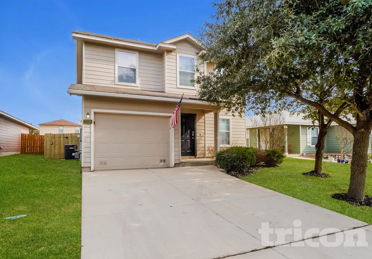 2338 Cloudbait View Converse TX — Photo 1