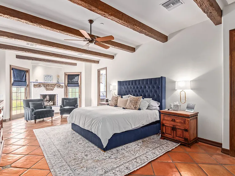 6708 E San Miguel Ave — Photo 24
