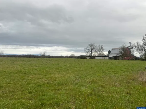 400 Oregon Hwy #99E, Tangent, OR 97389