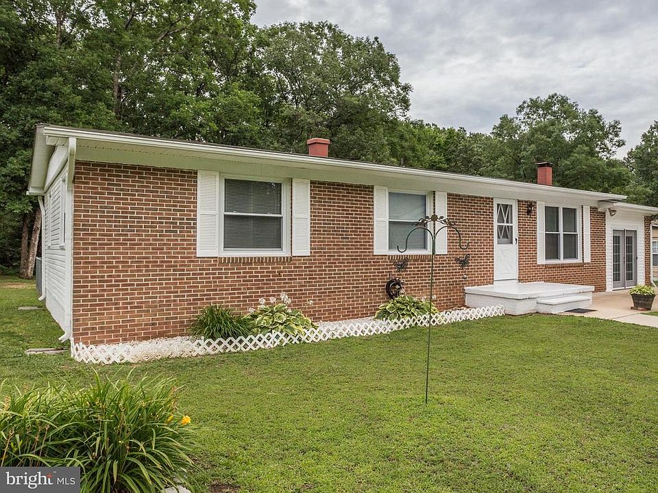 1st image of 22534 Joan Dr