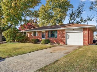 3412 Emma Ln, Godfrey, IL 62035
