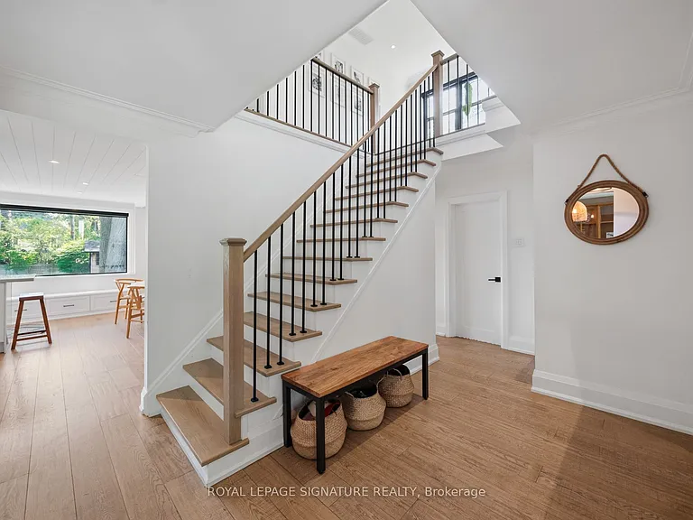 74 Fallingbrook Dr — Photo 6