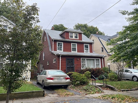 3rd image of 113-25 197th St