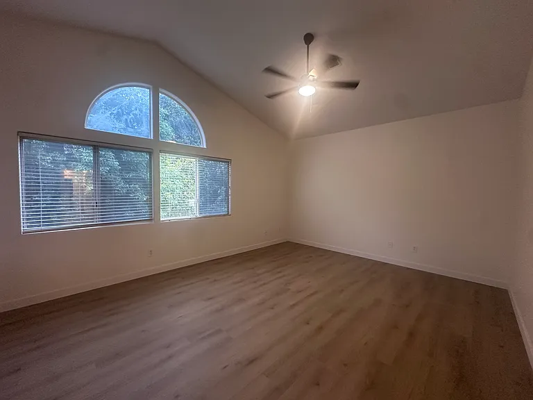 10292 Southridge Dr — Photo 13