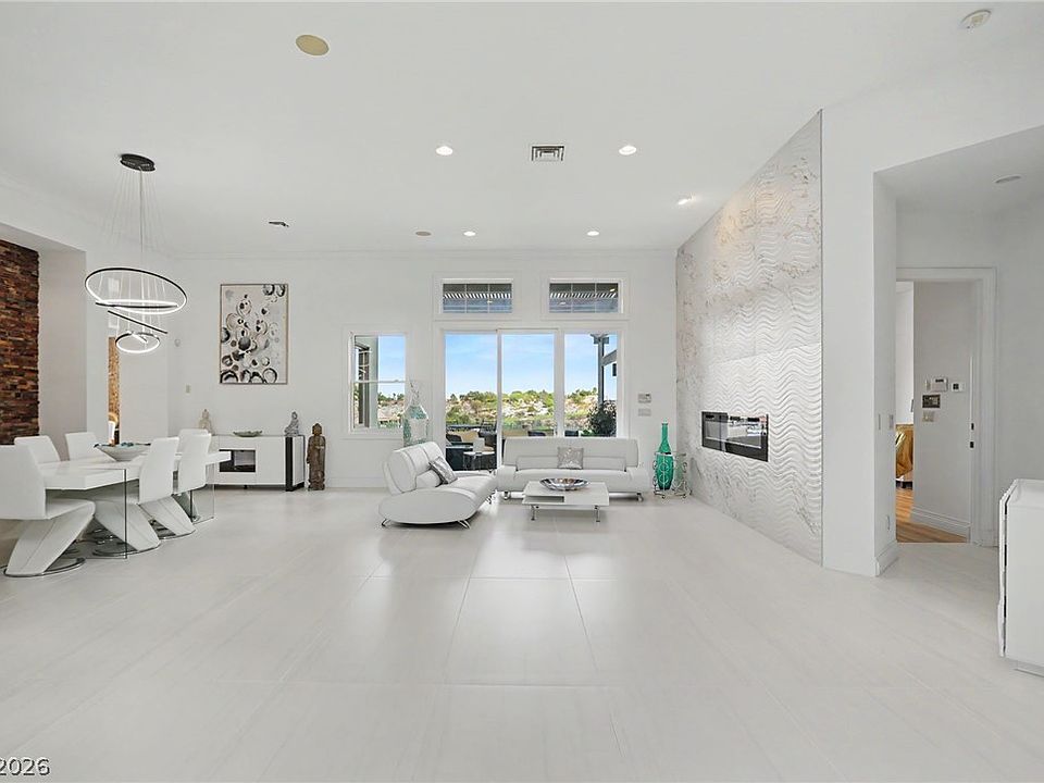 1st image of 1358 Opal Valley St