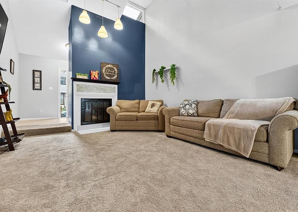 7407 W 56th Ter, Overland Park, KS 66202 | Zillow