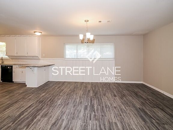 4th image of 4912 Redondo St