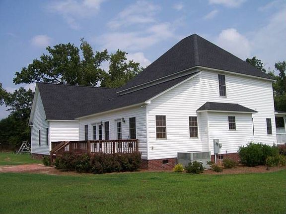 3rd image of 87 Cypress Trail Ln