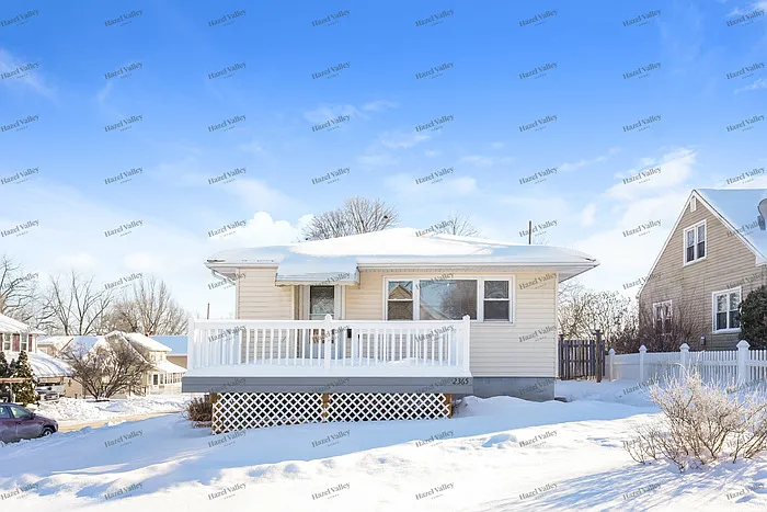 2365 Pelton Ave — Photo 1