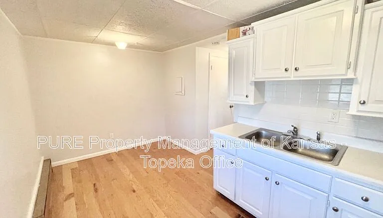 2440 S Mill St #3 — Photo 11
