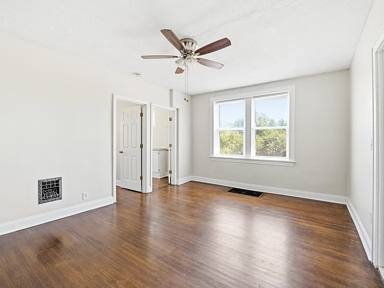 4916 Robert Ave #4916 — Photo 10
