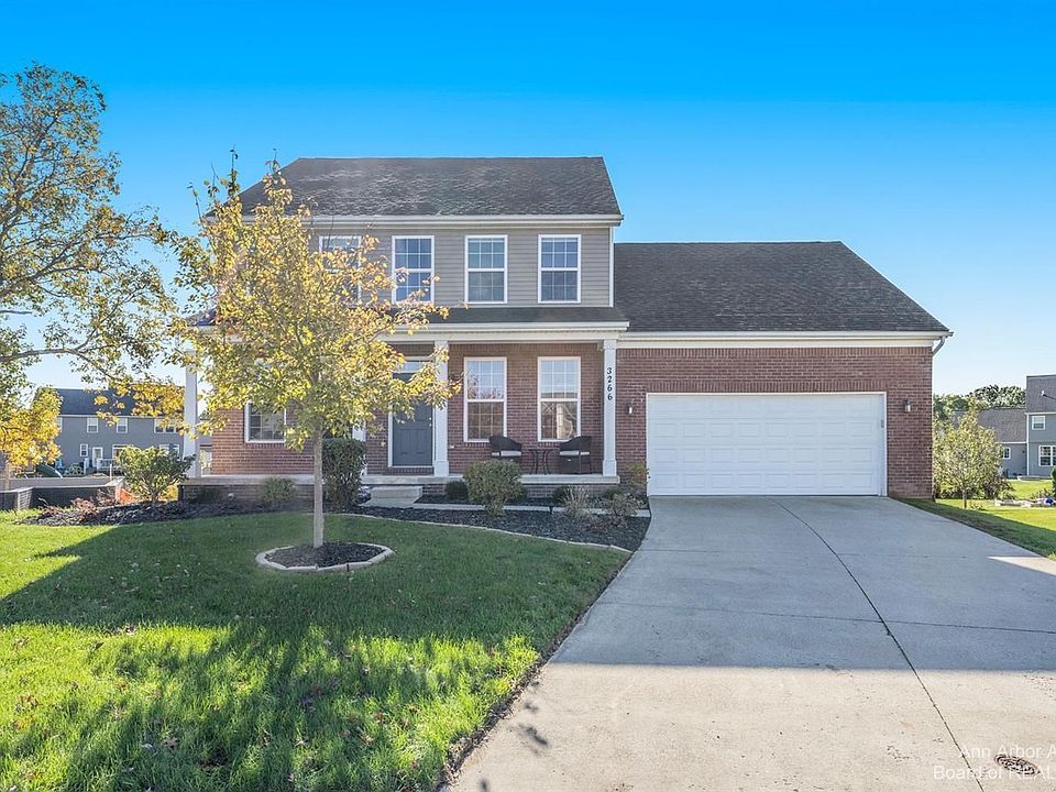 1st image of 3266 Eastridge Dr #211