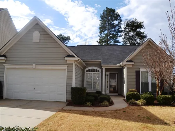 229 Highgate Cir, Greer, SC 29650