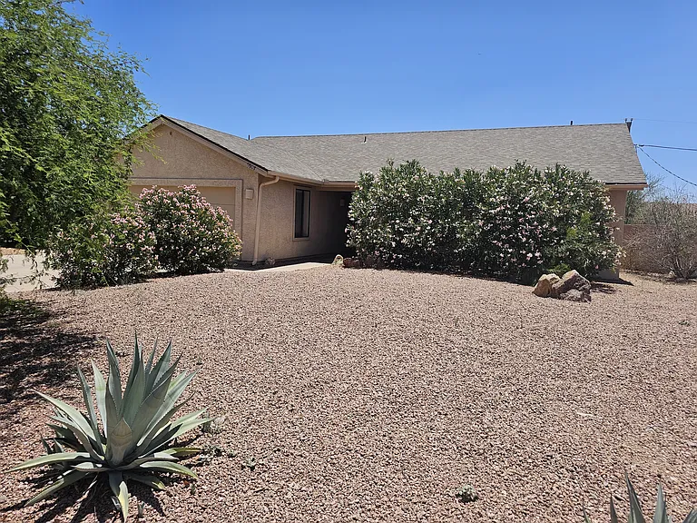9907 E Del Monte Ave — Photo 1