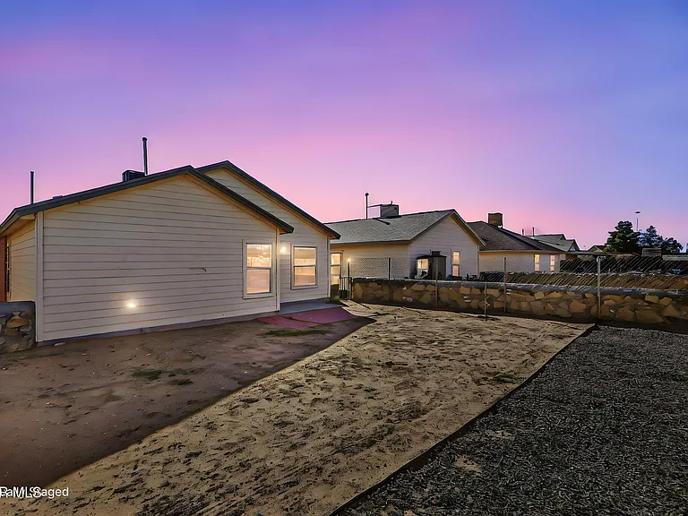 12313 Tierra Arena Dr — Photo 24