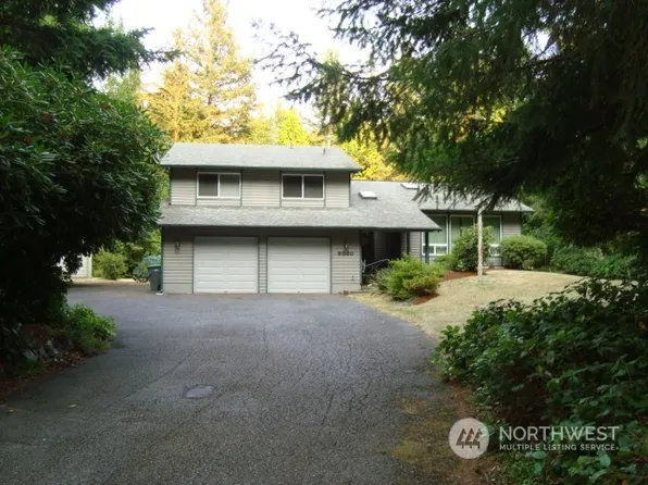 9020 Cantershire Avenue NE, Bremerton, WA 98311