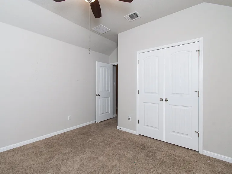 136 Mistflower Ln — Photo 19
