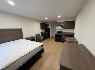345 N Pleasant St #7, Amherst, MA 01002