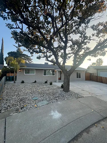 731 Kermit Ct Photo 1