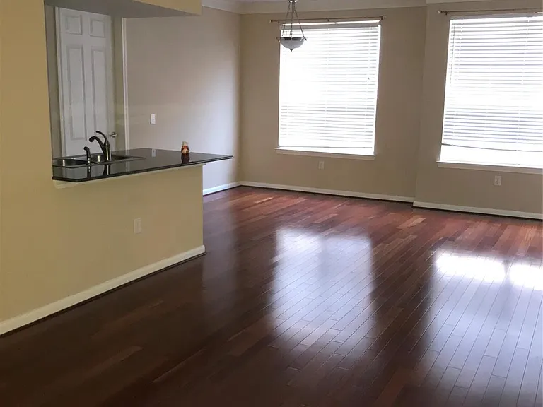 7575 Kirby Dr #2403 — Photo 5
