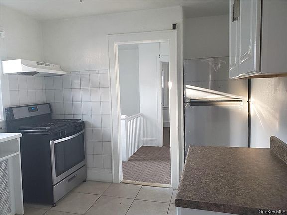 4th image of 114 Lincoln Avenue