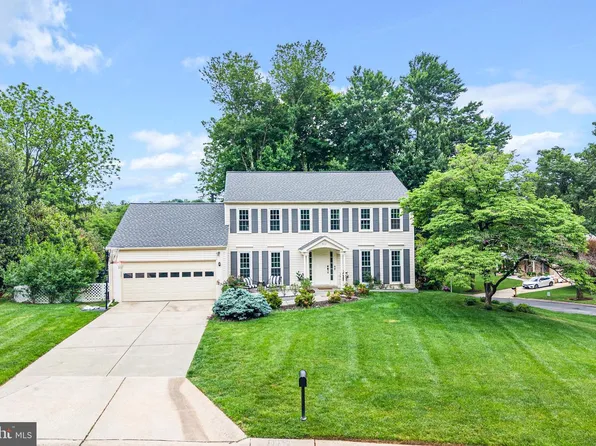 9212 Willow Pond Ln, Rockville, MD 20854