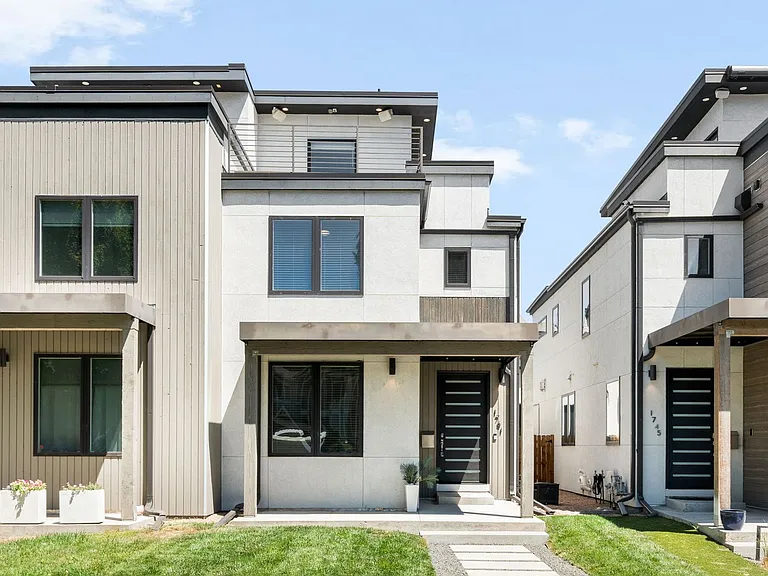 1751 W 40th Ave — Photo 36