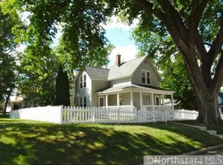 1601 W 7th St, Red Wing, MN 55066
