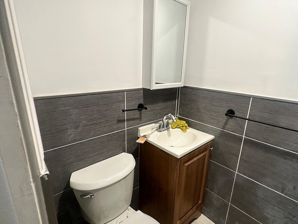 1st image of 100 Euclid Ave #1
