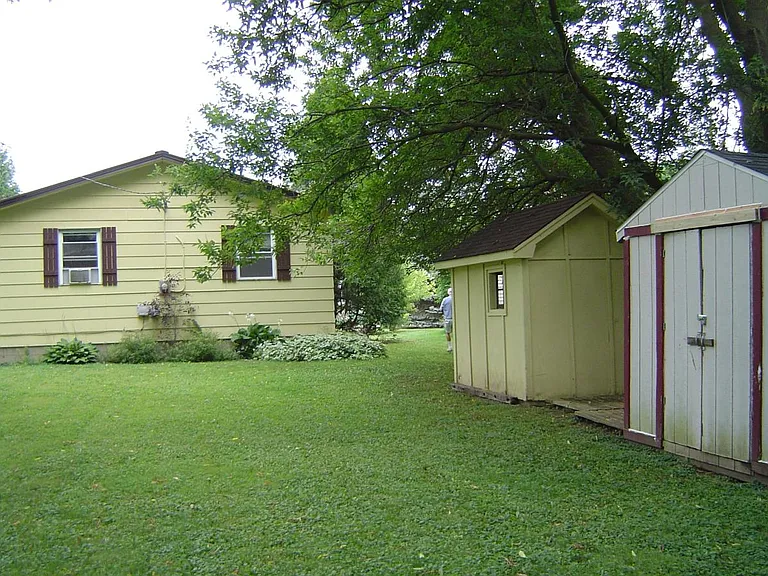 275 Parkway St — Photo 2