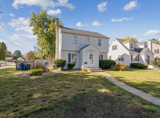 238 Rosebud Ave, Waterloo, IA 50701