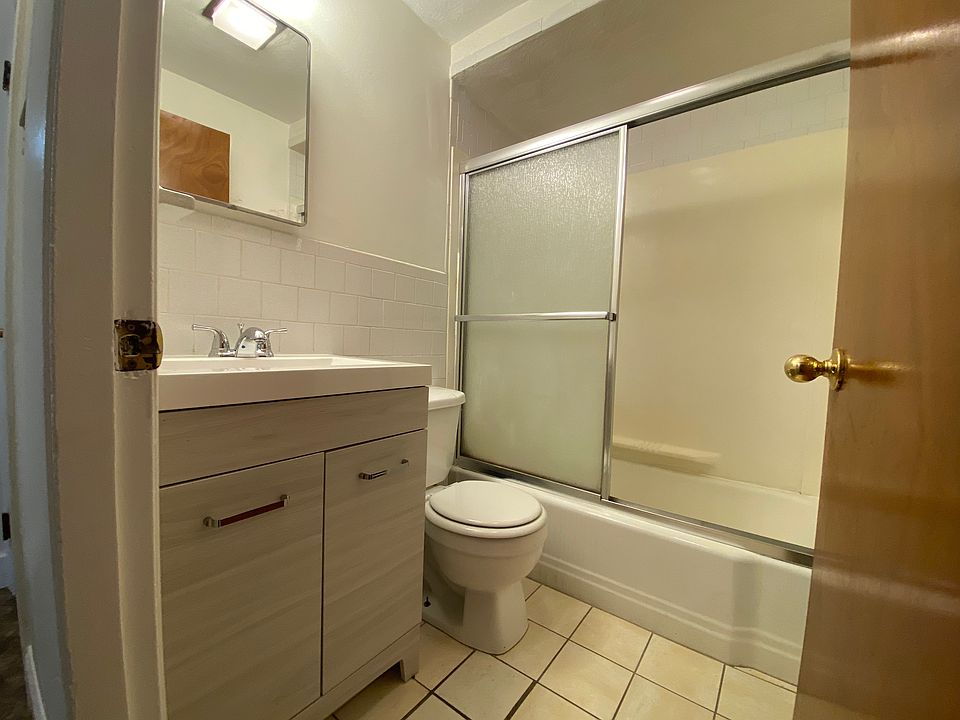 Full Bath