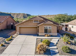 670 W Rio Teras, Green Valley, AZ 85614