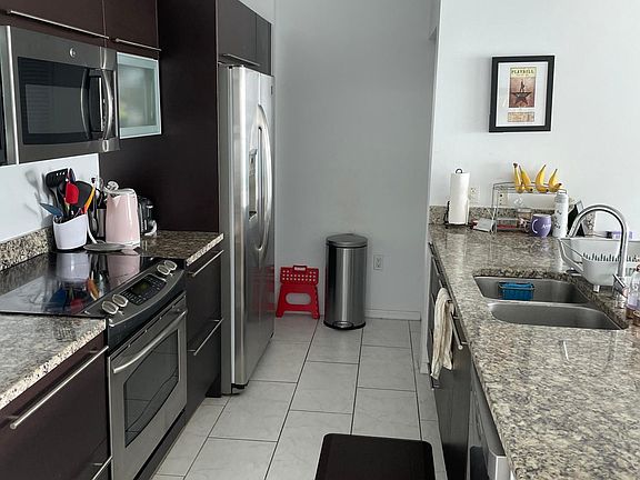 4th image of 951 Brickell Ave APT 2606