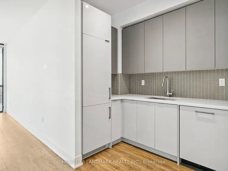 2916 Highway 7 Rd #2404 — Photo 14