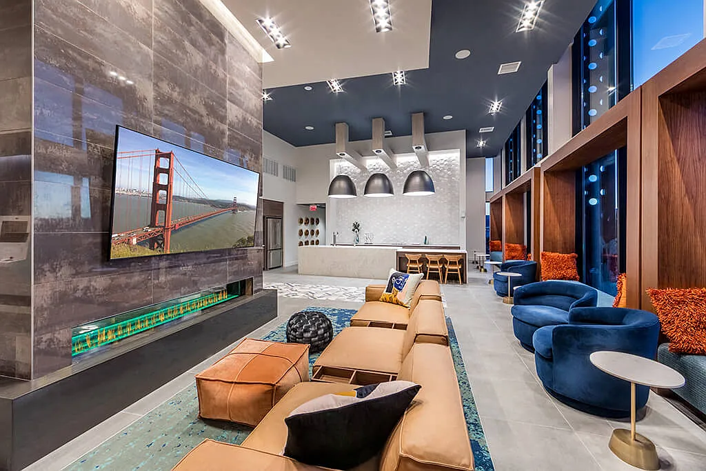 Altitude Apartments — Photo 4