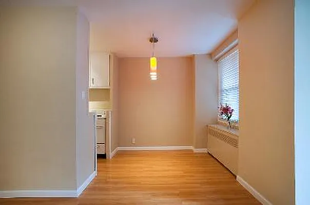 Sold by Corcoran | media 21