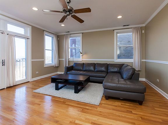 5th image of 2631 W Belmont Ave Unit 4