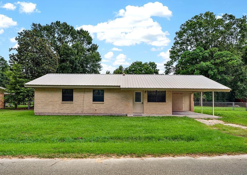 1st image of 132 Veronica Dr