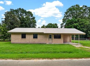 132 Veronica Dr, Picayune, MS 39466