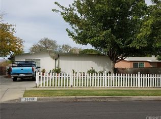 38613 3rd St E, Palmdale, CA 93550