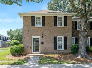 8056 Regent Park Ln, Charlotte, NC 28210