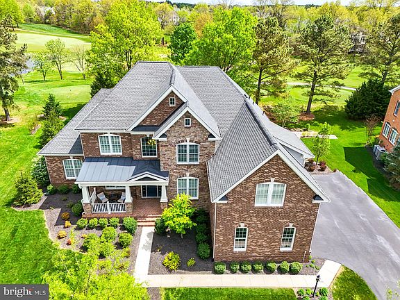 2nd image of 15222 Golf View Dr